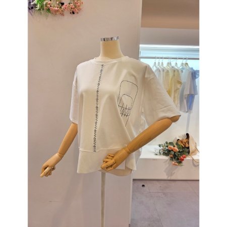 트임 언발 라운드넥 티셔츠