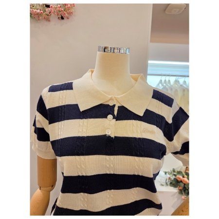 빅 스트라이프 카라 니트