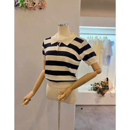 빅 스트라이프 카라 니트