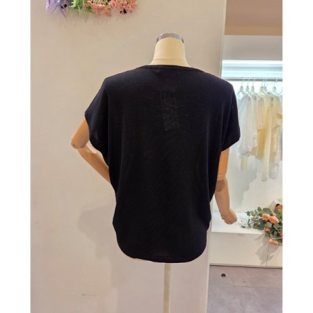 넥 진주장식 루즈핏 니트