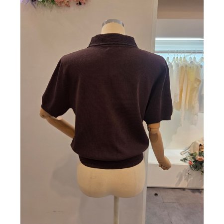 물결 카라 반팔 니트