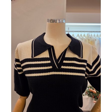 카라 줄무늬 니트