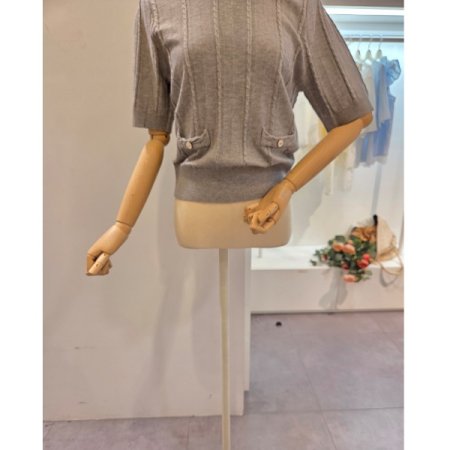 페이크 포켓 꽈배기 니트