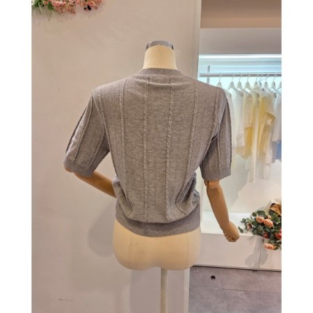 페이크 포켓 꽈배기 니트