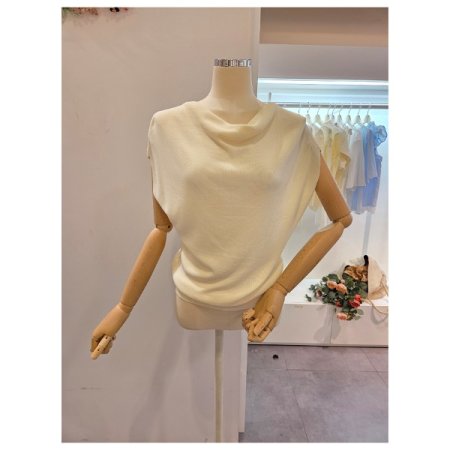 셔링 캡소매 니트