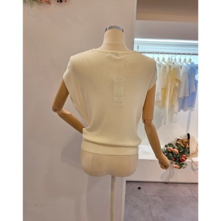 셔링 캡소매 니트