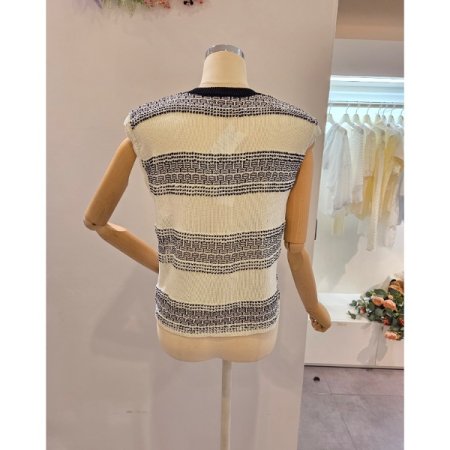 배색 패턴 민소매 니트