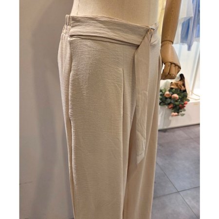 벨트 장식 뒷 밴딩 와이드 팬츠