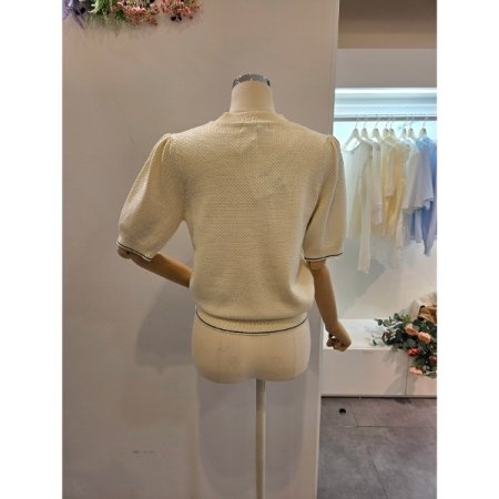 퍼프 레터링 라운드 니트