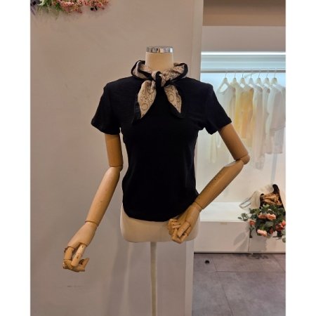 스카프 라운드 티셔츠 세트