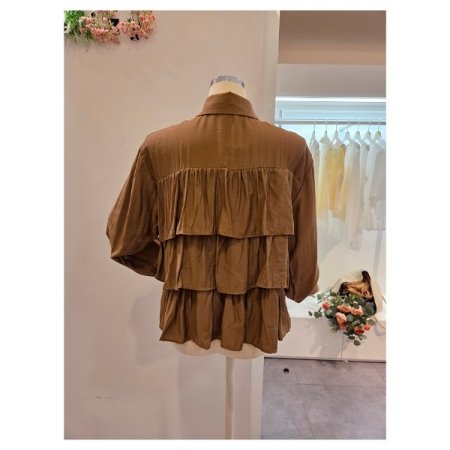 러플 긴팔 카라 블라우스