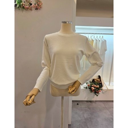 무지 라운드넥 니트