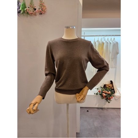 무지 라운드넥 니트