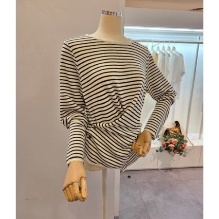 스트라이프 옆 단추 니트