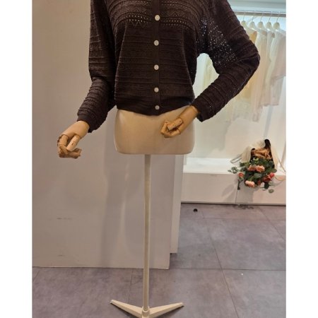 펀칭 카라 단추 가디건