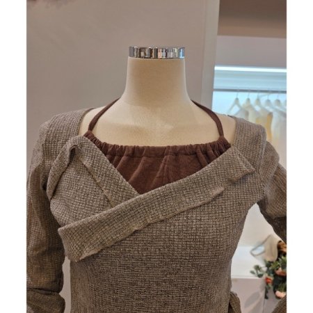 프릴 레이어드 긴팔 티셔츠