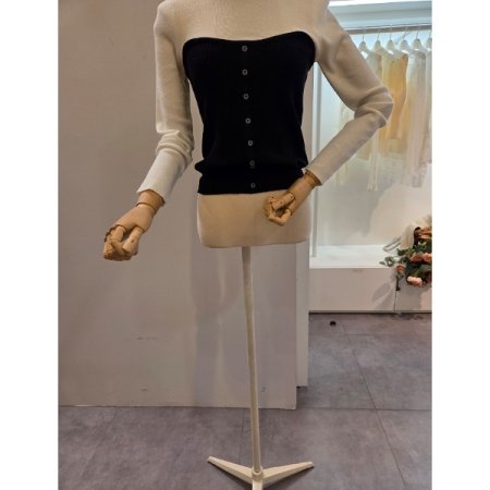 라운드넥 배색 레이어드 니트