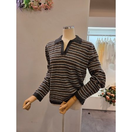 슬릿 카라 미니 스트라이프 니트