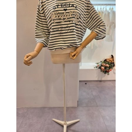 레터링 스트라이프 맨투맨티셔츠