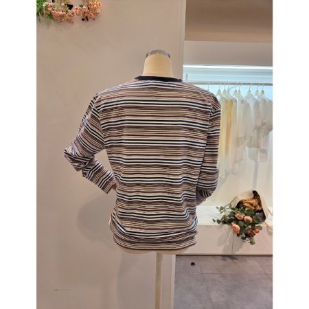 컬러 스트라이프 라운드 티셔츠