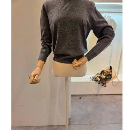 무지 긴팔 라운드 니트