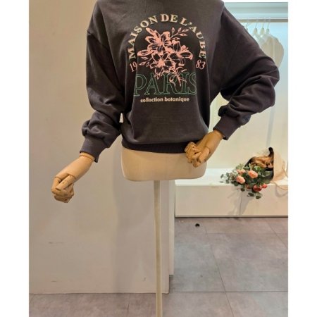 플라워 레터링 맨투맨티셔츠