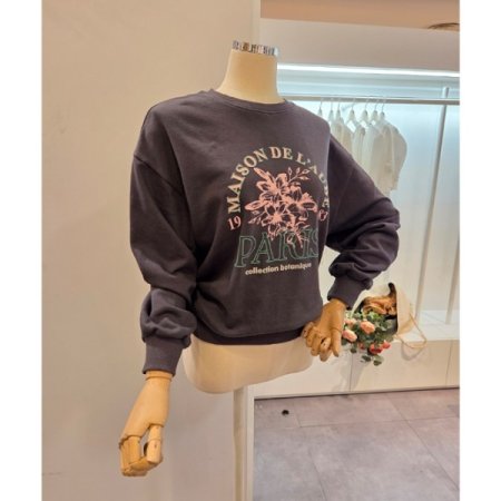 플라워 레터링 맨투맨티셔츠