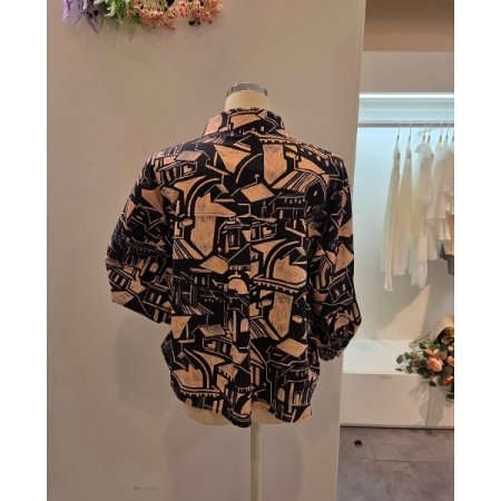 블랙 프린트 카라 셔츠