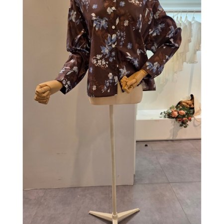 블루 플라워 프린트 카라 셔츠