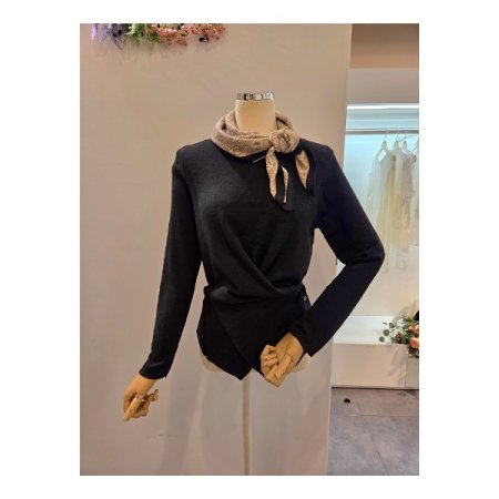 스카프 언발 버튼 니트