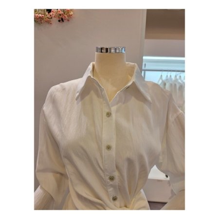 클리지 옆 리본 카라 셔츠