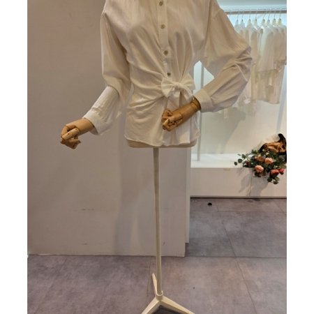 클리지 옆 리본 카라 셔츠