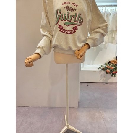 레터링 라운드 맨투맨 티셔츠