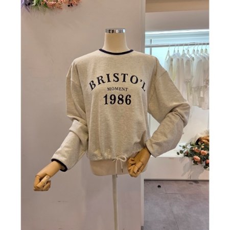 스트링 레터링 맨투맨티셔츠