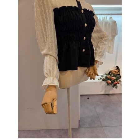 스모크 밴딩 라운드 블라우스