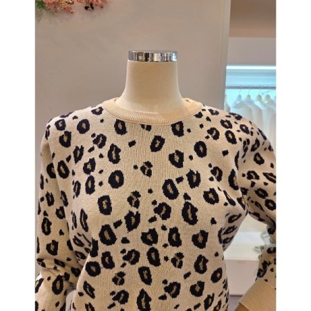 레오파드 라운드 니트