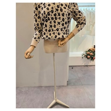 레오파드 라운드 니트