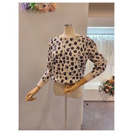 레오파드 라운드 니트