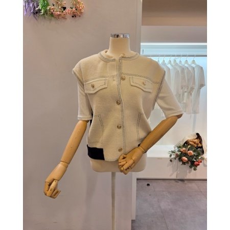 라운드 배색 스티치 베스트