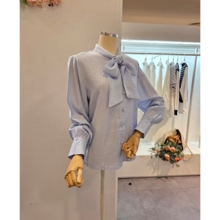 빅 리본 타이 블라우스