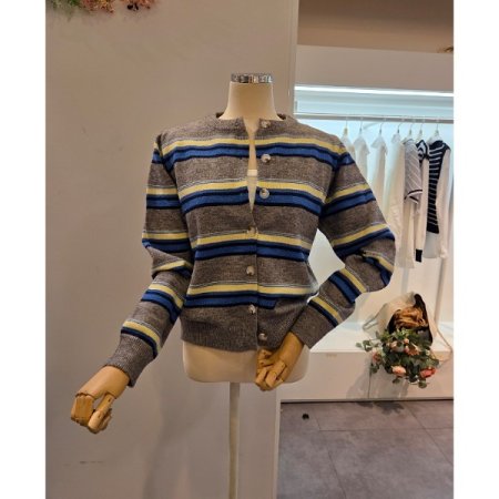 삼색 줄무늬 라운드 가디건