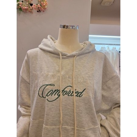 레터링 앞 포켓 후드 티셔츠