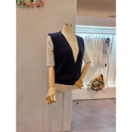 투톤 배색 브이넥 니트조끼