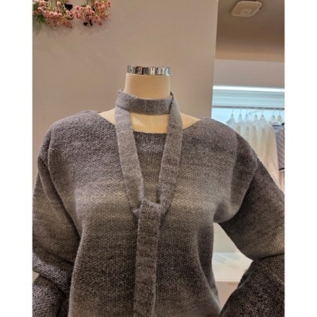 그라데이션 스카프 보트넥 니트