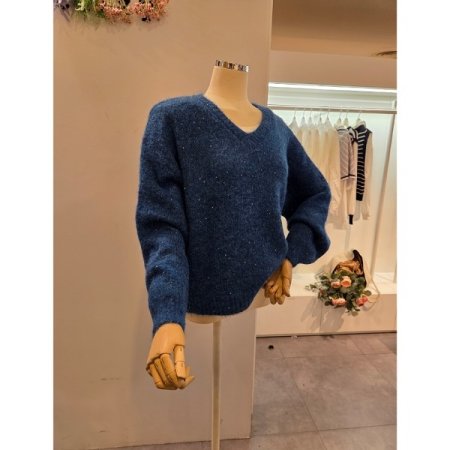 브이넥 보카시 루즈핏 니트