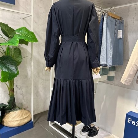 밑단 주름 원피스