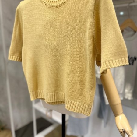 반팔 크롭 니트