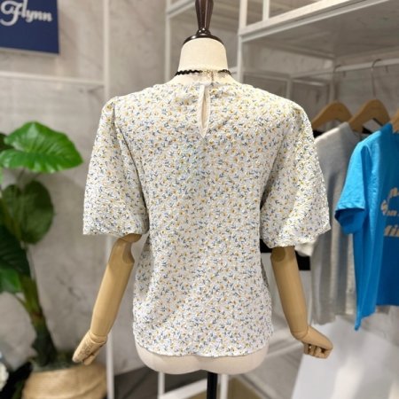 꽃 리본 블라우스