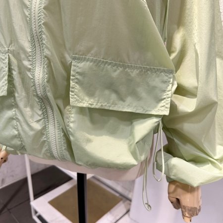 옆 스트링 바람막이 점퍼