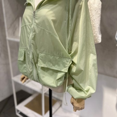 옆 스트링 바람막이 점퍼